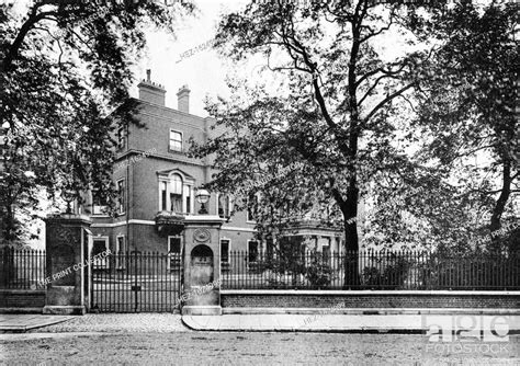 Portman House Portman Square 1908 A Photograph From The Private