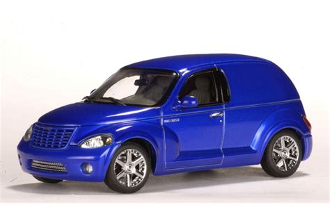 Autoart Chrysler Panel Cruiser Metallic Blue 51531 English