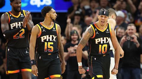 social media reacts to damion lee s game winner suns comeback win