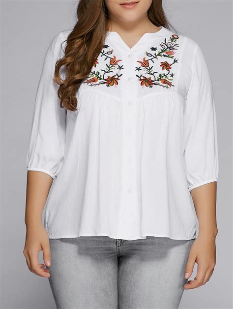 1230 Plus Size Floral Embroidered Top