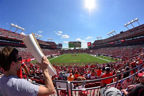 Welcome to the official tampa bay buccaneers facebook fans group page! Tampa Bay Bucs Stadium : Tampa Bay Buccaneers Stadium ...