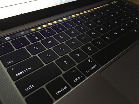 Class Action Lawsuit Claims Apples Butterfly Keyboard Is Defective