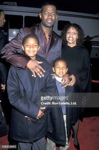 Brian Mcknight Wife Photos And Premium High Res Pictures Getty Images