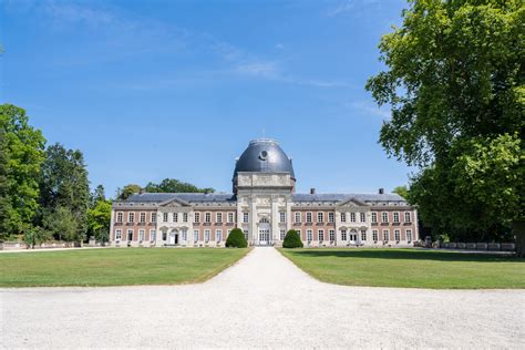 Le Parc Du Château Dhélécine Domaine En Brabant Wallon