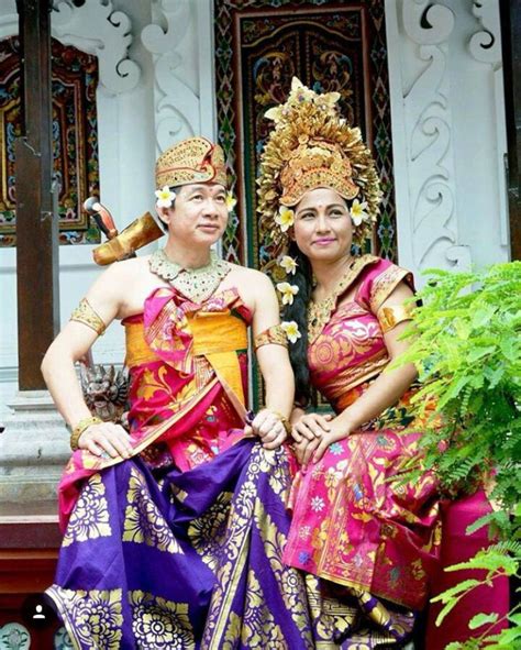 Baju Adat Orang Bali Baju Adat Tradisional Jawa Imagesee