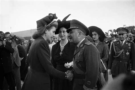 La Carta De Un Niño Que Conmovió A Eva Perón Y Salvó De Morir Fusilada A Una Mujer Española Que