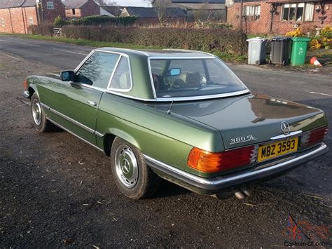Airbag and belt tensioner were offered from january 1982. 1980 MERCEDES 380 SL AUTO GREEN