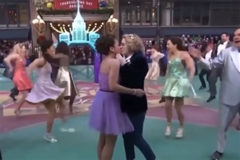 Macy S Thanksgiving Day Parade Airs Historic Same Sex Kiss