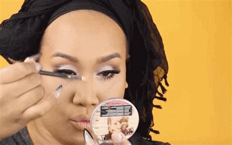 So You Want To Work At A Makeup Counter Here S What You Need To Know