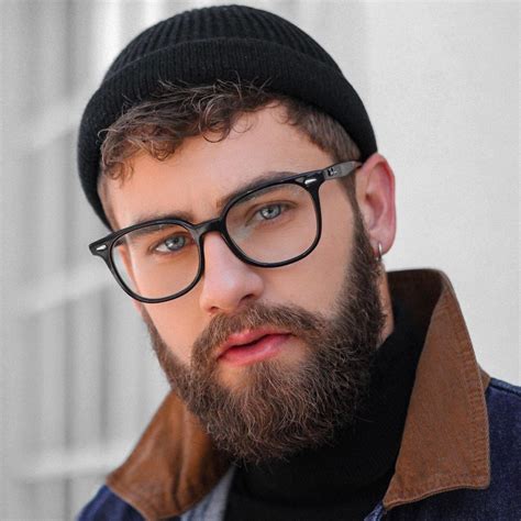 Pin By Sofien Aliani On Great Beards Beard Glasses Hair And Beard Styles Beard Hairstyle