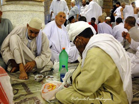 Perbezaan waktu malaysia dan mekah. Postcards From Malaysia: Ramadhan di Mekah