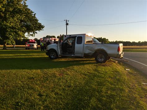 Two Vehicle Crash Injures 3 People | JoCo Report