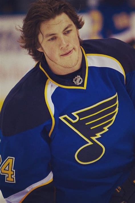 Hockey Haircut Flow 20 Best Flow Hairstyles For Men How To Get The