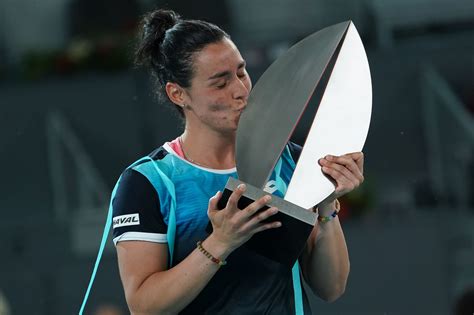 Tennis Ons Jabeur Remporte Le Plus Beau Titre De Sa Carrière à Madrid