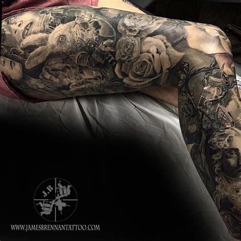 With a great amount of details this tattoo looks amazing and we can see the story shaping up as we look at this alice in wonderland tattoos. Alice in wonderland leg sleeve #jamesbrennan | Alice in ...