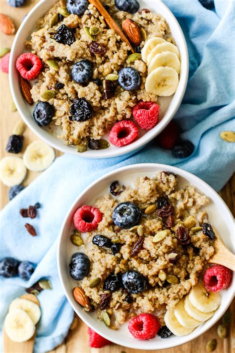 Cinnamon Quinoa Breakfast Bowl