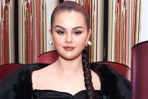 Selena Gomez Sparks Concern With Weight Loss In Instagram Post After Health Struggle Mirror