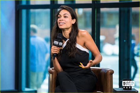 Photo Rosario Dawson Breaks Silence After Finding 26 Year Old Cousin