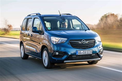 El Opel Combo Life Recibe El Motor 12 Turbo De 130 Cv Y Caja De