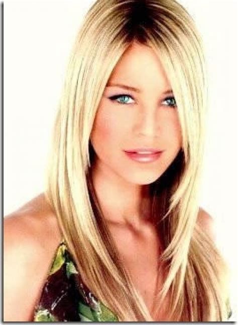 Round Face Hairstyles For Long Thin Hair Long Layered Haircuts For