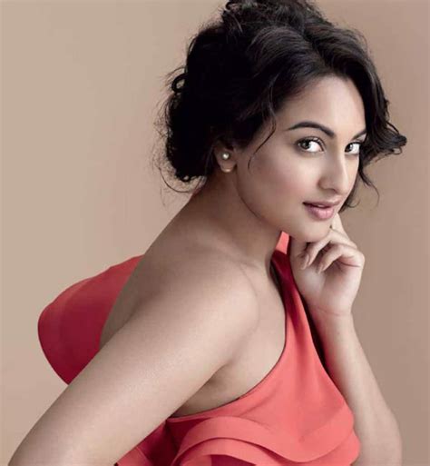 Is It Broadway For Sonakshi Sinha Bollywood News And Gossip Movie Reviews Trailers And Videos