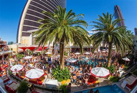 Dive Into Dayclubs With The Best Pool Parties In Las Vegas Las