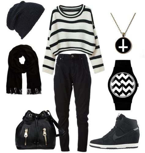Casual Black And White Clothing Combinations For Women Fashion Trends