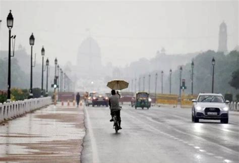 Heavy Rainfall In Delhi Ncr Brings Down Temperature