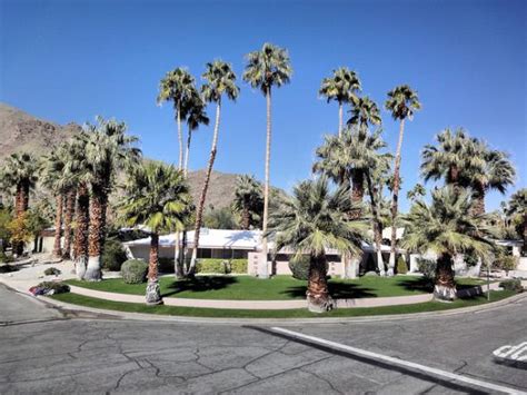 Palm Springs Real Estate Sales Still Driven By Canadian Baby Boomers