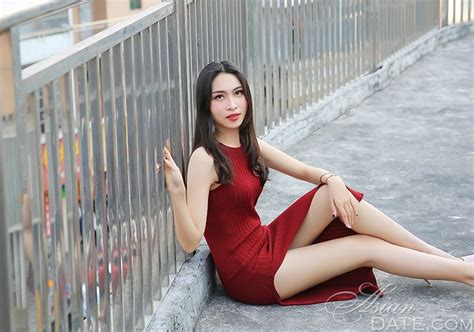 Beautiful Asian Member Yumei From Dongguan 21 Yo Hair Color Chestnut