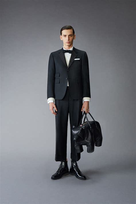 Thom Browne Pre-Fall 2021 Men's Fashion Show | The Impression