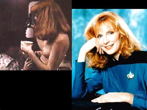 Star Trek Babes Nackt An Und Ausziehen Porno Bilder Sex Fotos Xxx Bilder 2002879 Pictoa