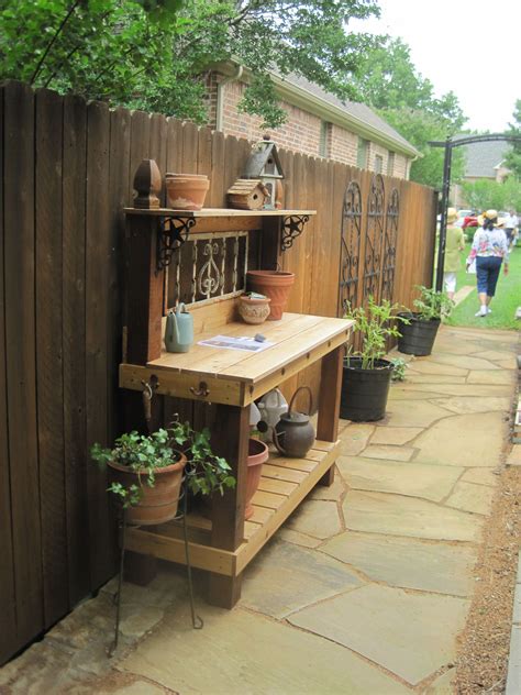 Narrow Potting Bench This Rustic Potting Bench Is The Perfect Diy