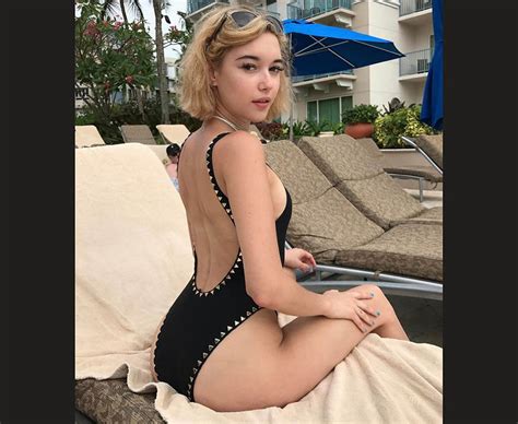 Hot Pics Of Sarah Snyder Are The Best Example Of Perfect Body Pagalparrot