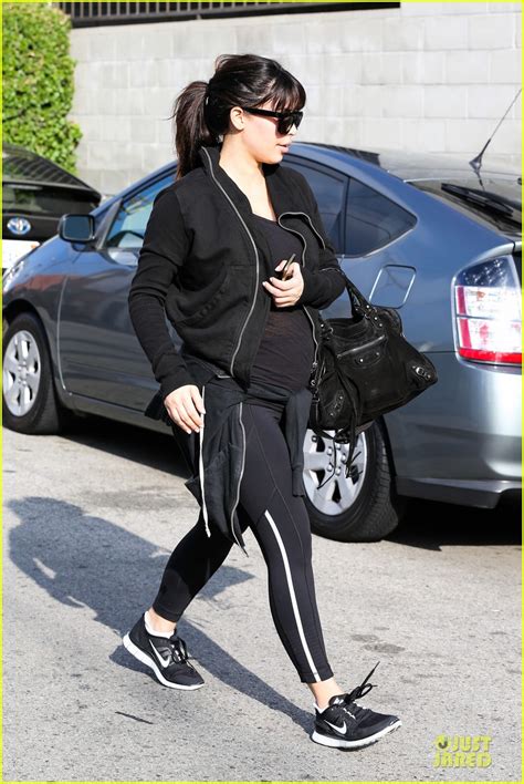 Kim Kardashian Pregnant Brentwood Workout Photo 2843846 Kim
