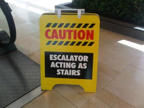 The 22 Most Pointless Signs Ever Made Gallery