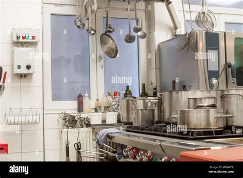 Tidy Cooking Hi Res Stock Photography And Images Alamy