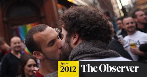 Medical Body In Fight To Extend Hpv Vaccination To Gay Men Sexual Health The Guardian