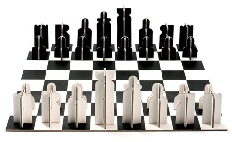 Recycled Cardboard Chess Set Lies Completely Flat For Travel Genius