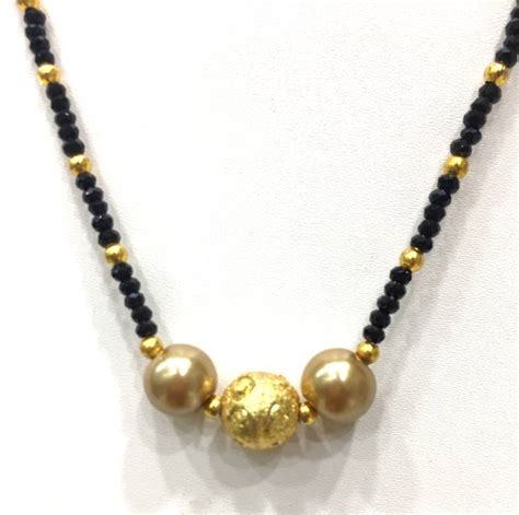 Fashion Antique Gold 3 Round Mani Pendant Mangalsutra Black Beads