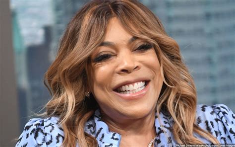 Wendy Williams Sparks Concern As She Looks Off While Assuring Fans Shell Be Back In New Clip