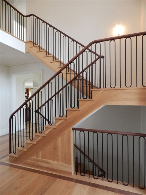 10 Modern Stair Railings Design