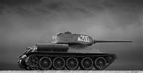 Image Of The Soviet T 34 Tank Stock Image Image Of Vehicle History