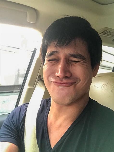 15 Times Piolo Pascual Made Us Kilig With His Selfies When In Manila