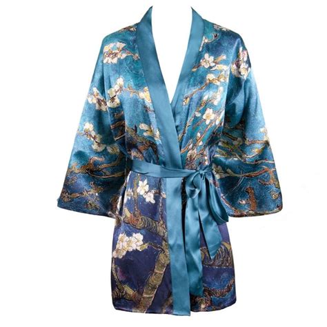 Silk Kimono Robe The Benefits Of Wearing Silk Fabric Clothing Styled