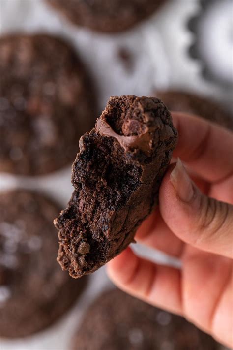 Crumbl Brownie Batter Cookies Recipe Delicious Brownies Chewy