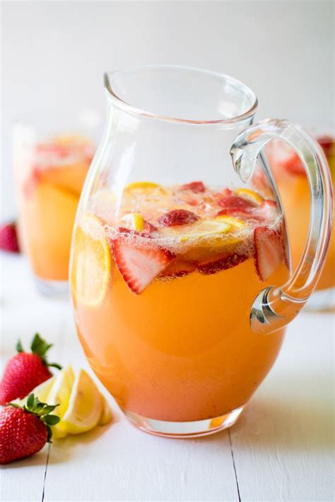 Sparkling Strawberry Orange Lemonade With Images Summer Drinks Tea