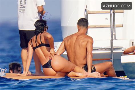 Georgina Rodriguez And Cristiano Ronaldo On A Yacht During Holidays In St Tropez Aznude