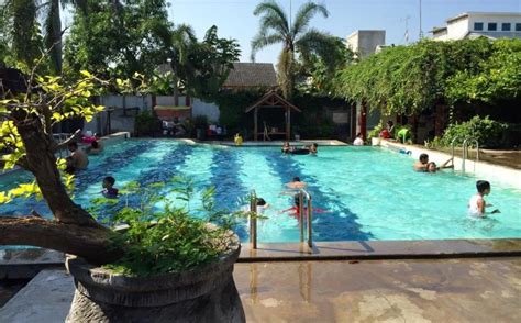 Maybe you would like to learn more about one of these? Harga Tiket Masuk Kolam Renang Pahlawan Tuban | Trip Jalan ...