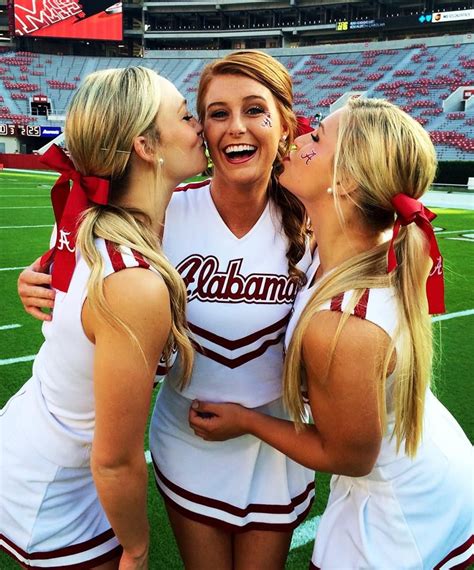 Image Result For College Cheerleaders 2016 Cheerleader Girl Football Cheerleaders Cheer Girl